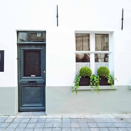 Guesthouse Groeninghe In The Centre Of Bruges Exterior foto